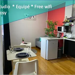 https://charmant-studio-entre-latomium-et-le-centre-ville.brusselshotelsbook.com