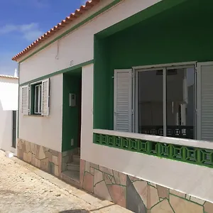 https://casa-do-outeiro.hotelaalgarve.com